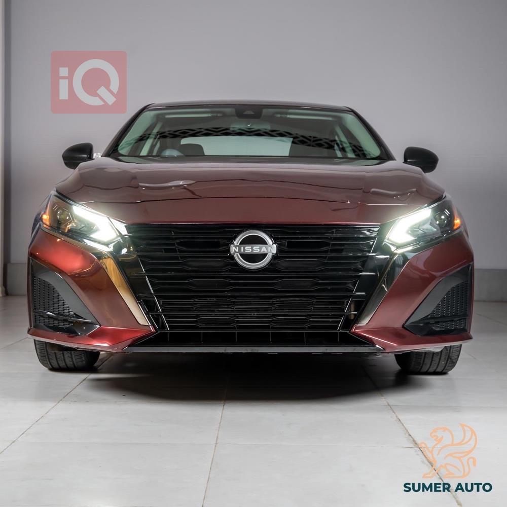 نيسان ألتيما